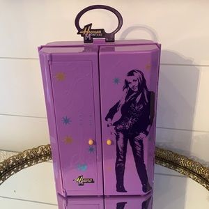 Hannah Montana backstage dressing room closet carrying case